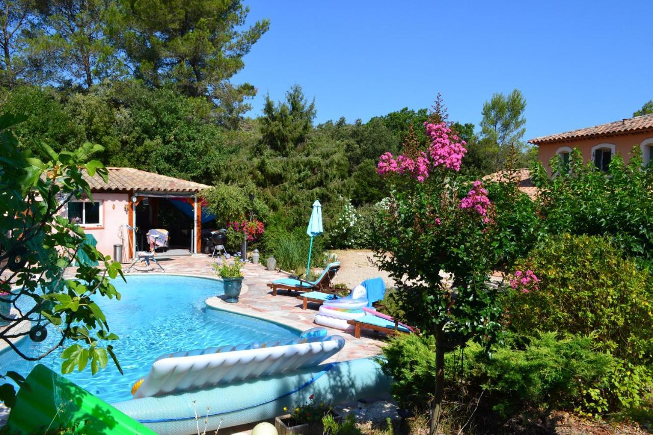 Suite 30 M2 Ideale Pour 2 Personnes Flassans-sur-Issole Exterior photo